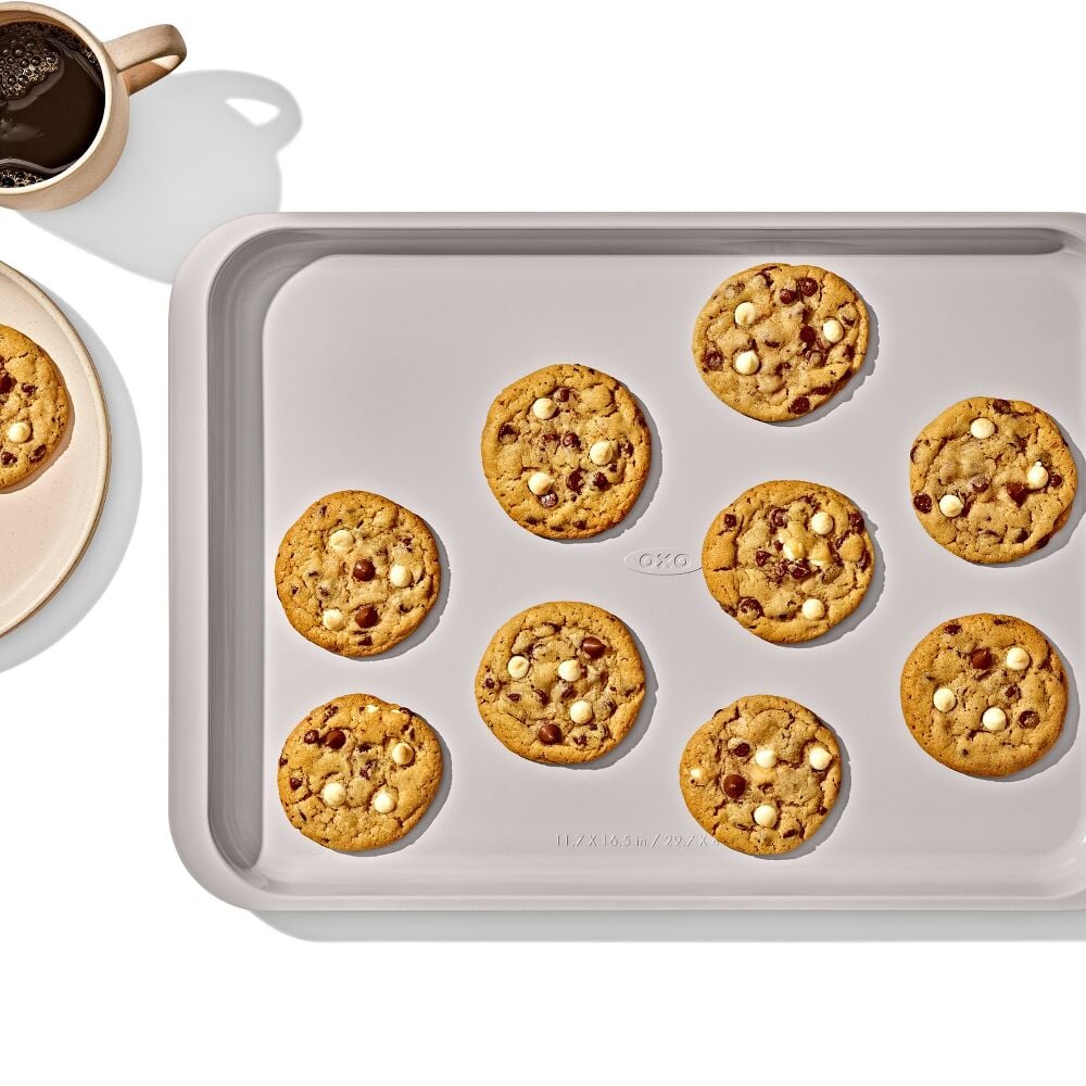 OXO Good Grips Non-Stick Pro Ceramic Coated Metal Bakeware Half Sheet Pan