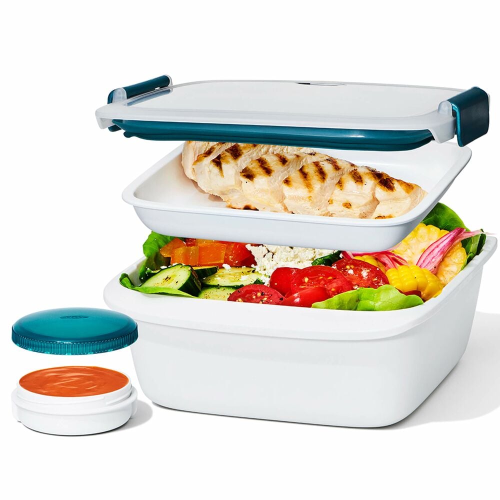 OXO Good Grips Leakproof On-The-Go Salad Container White plastic teal accents Holds grilled chicken and salad with