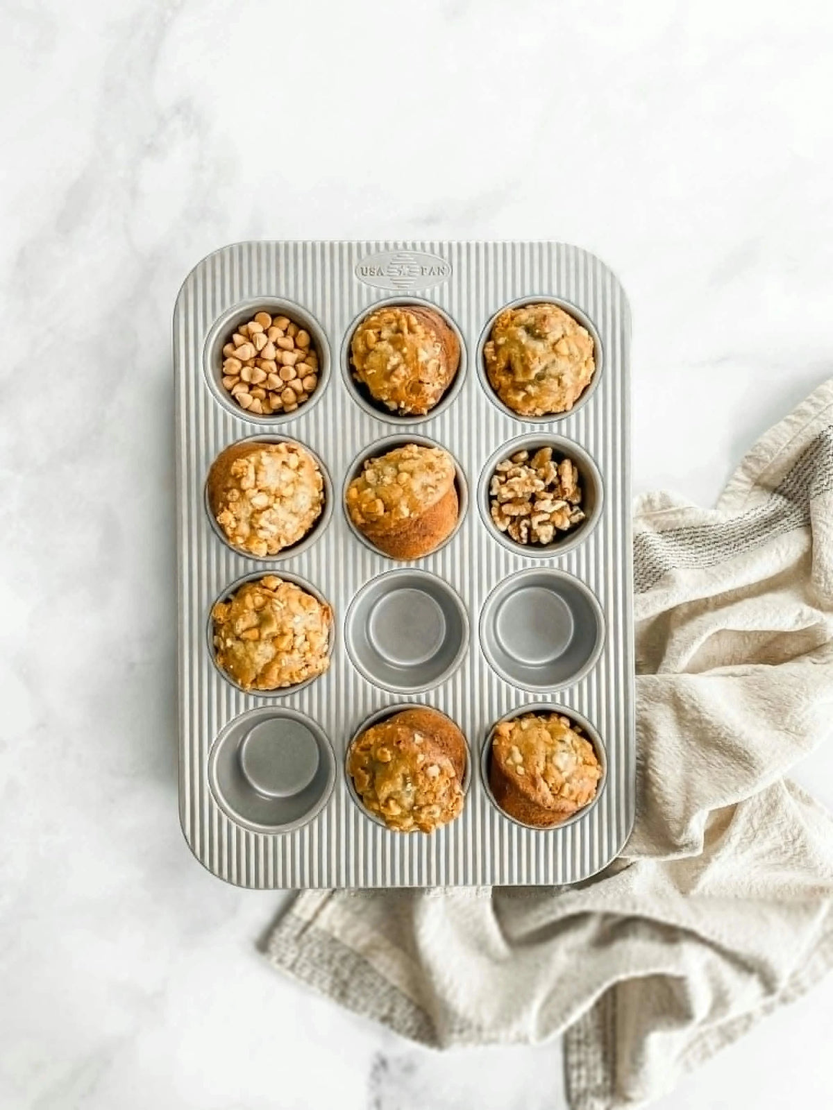 USA Pan 12 cup Muffin Pan