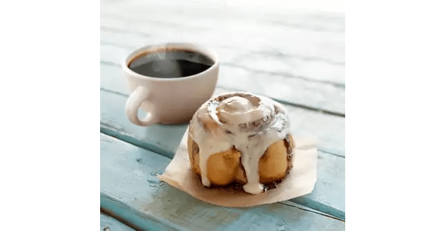 https://kitchenandcompany.com/cdn/shop/products/keurig-cinnabon-classic-cinnamon-roll-k-cup-coffee-39609-29642519871648_1200x.png?v=1628186026