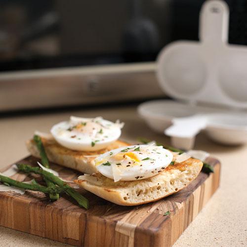 Nordic Ware 2 Cavity Egg Poacher Kitchen Cooking Gadget Review 
