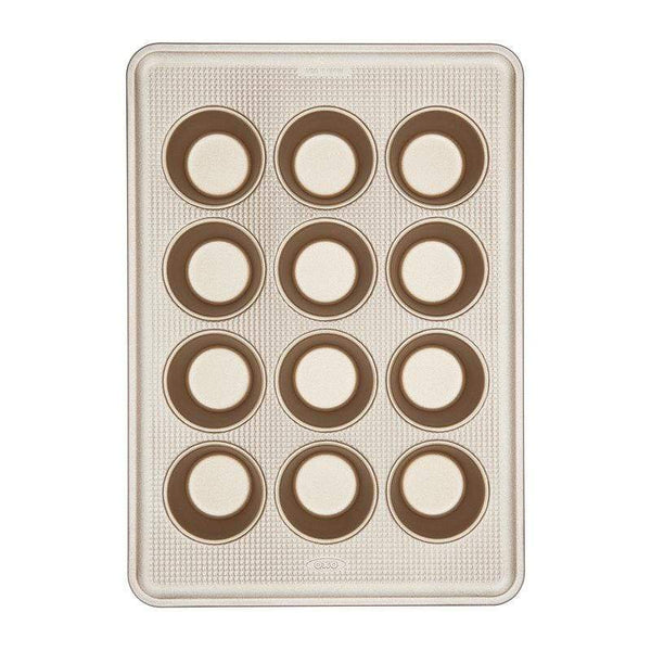 https://kitchenandcompany.com/cdn/shop/products/oxo-oxo-good-grips-non-stick-pro-12-cup-muffin-pan-719812046068-19594503782560_600x.jpg?v=1604782812