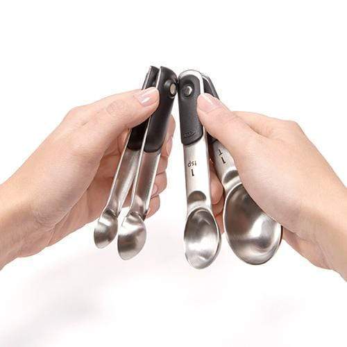 https://kitchenandcompany.com/cdn/shop/products/oxo-oxo-good-grips-stainless-steel-measuring-spoons-22284-29646709194912_600x.jpg?v=1628184584