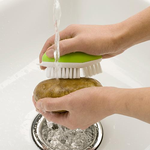 Vegetable Gadgets Progressive Fresh Fruit & Veggie Brush