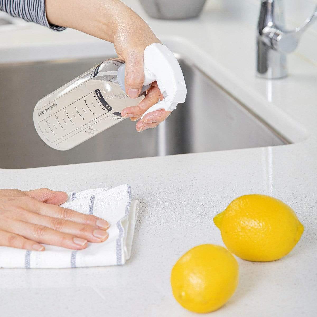 Progressive Mix n' Clean Spray Bottle
