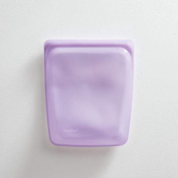 https://kitchenandcompany.com/cdn/shop/products/stasher-stasher-reusable-silicone-half-gallon-bag-purple-41749-29872369500320_600x.jpg?v=1629298218